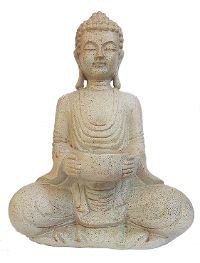 eine Buddha-Statue mit einer Klangschale in den Händen - sinnbildlich für die Klang-Meditation von Katrin Leutbecher